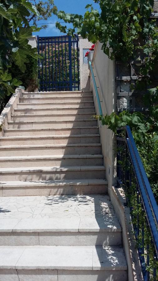 Die Appartements Glavas, für 2 Personen Novi Vinodolski Exterior foto