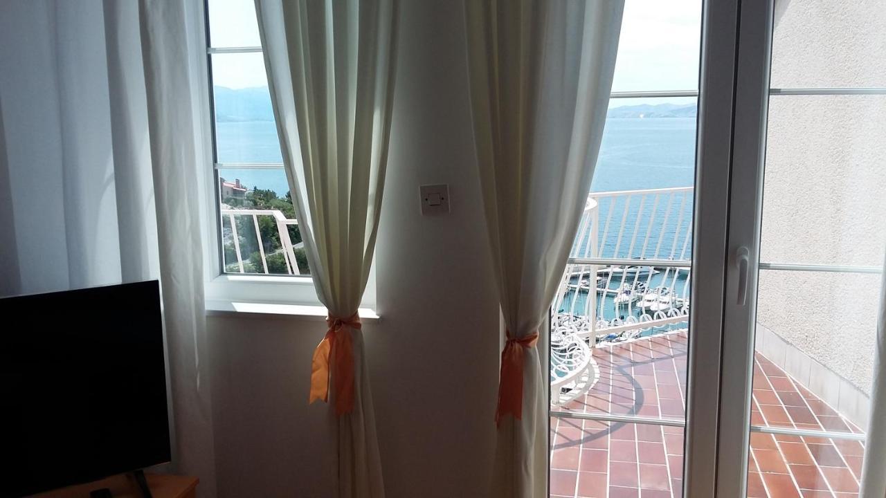Die Appartements Glavas, für 2 Personen Novi Vinodolski Exterior foto