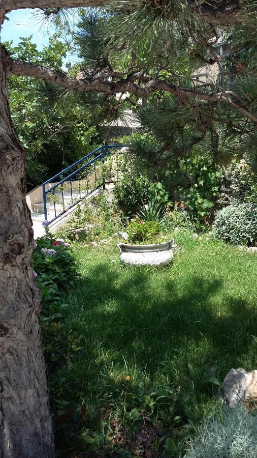 Die Appartements Glavas, für 2 Personen Novi Vinodolski Exterior foto